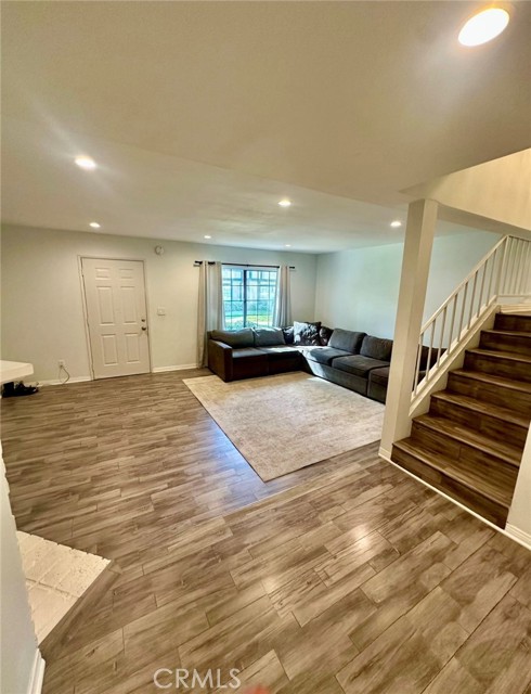 Detail Gallery Image 5 of 25 For 15230 Roxford St #38,  Sylmar,  CA 91342 - 2 Beds | 3 Baths