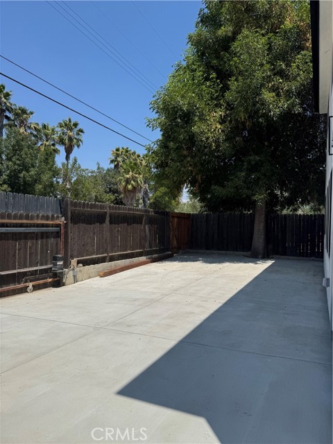 17457 Bullock Street, Encino CA: https://media.crmls.org/medias/2ca17337-d3a4-4194-9d27-b0e77c2fb0e8.jpg