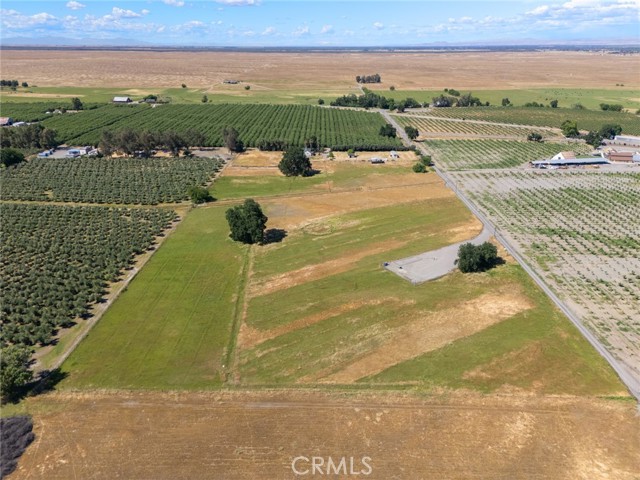6197 County Road 4, Orland CA: https://media.crmls.org/medias/2ca1c059-bfa0-4ff8-a077-2eec27bd4675.jpg