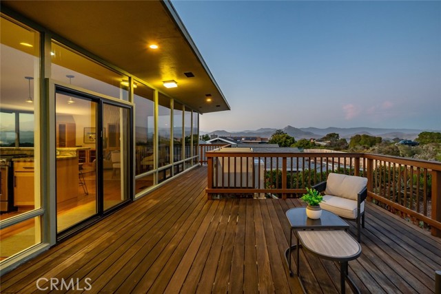 2570 Bay Vista Lane, Los Osos CA: https://media.crmls.org/medias/2ca20ec0-dc04-4d3f-bb08-4c816849e232.jpg