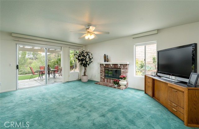 21714 Agajanian Lane, Saugus CA: https://media.crmls.org/medias/2ca2164d-de30-43a2-b462-e9befaccdcbc.jpg