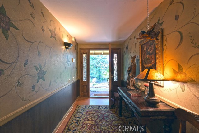 Detail Gallery Image 14 of 54 For 23421 Aetna St, Woodland Hills,  CA 91367 - 3 Beds | 2/1 Baths