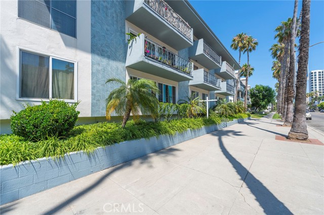 Image 3 for 1139 E Ocean Blvd #205, Long Beach, CA 90802