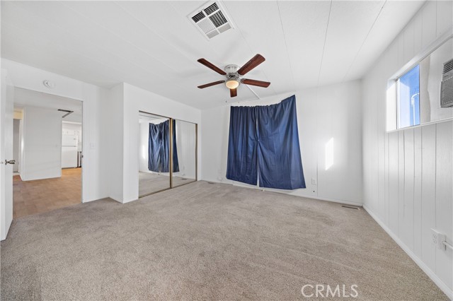 1895 W Devonshire Avenue, Hemet CA: https://media.crmls.org/medias/2ca27caa-8f73-4a12-b1dc-73cd2a282b6b.jpg