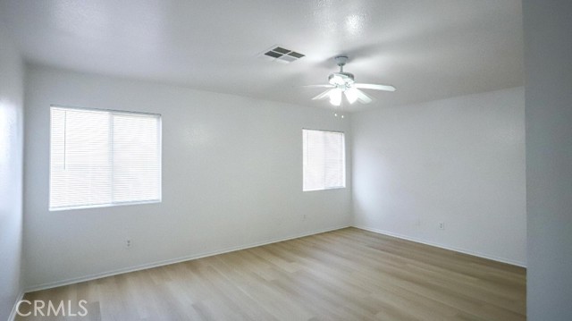 9476 Plum Court, Hesperia CA: https://media.crmls.org/medias/2ca32b80-c2d2-4950-8f1d-7d6fedf08cb8.jpg