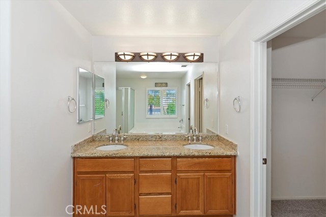 8433 Lindenhurst Street, Riverside CA: https://media.crmls.org/medias/2ca34464-f533-4d48-832c-7a271b386de4.jpg