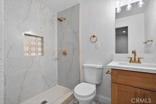 Detail Gallery Image 27 of 49 For 4392 Elm, Long Beach,  CA 90807 - 4 Beds | 2 Baths