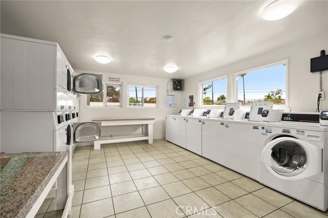 Detail Gallery Image 26 of 36 For 1088 Cabrillo Park Dr a,  Santa Ana,  CA 92701 - 1 Beds | 1 Baths