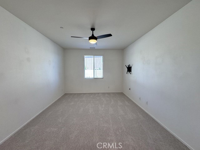https://media.crmls.org/medias/2ca5c9d5-0d5f-44b0-a708-a30a13038ca1.jpg?preset=X-Large