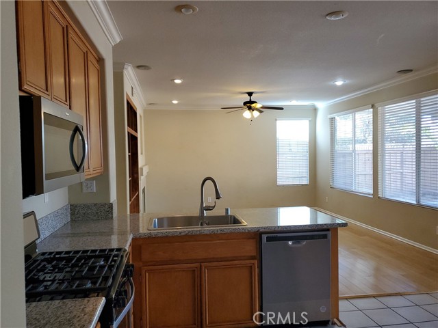 Detail Gallery Image 19 of 43 For 23641 Groveland Pl, Murrieta,  CA 92562 - 5 Beds | 3 Baths