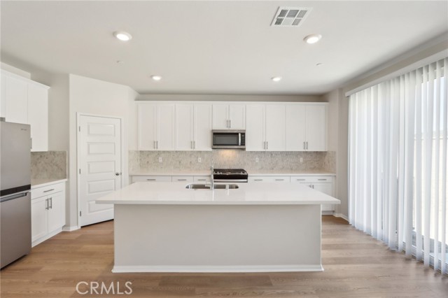 29218 Quarry Way, Lake Elsinore CA: https://media.crmls.org/medias/2ca67747-cc7b-4afe-af59-57bcfd906423.jpg