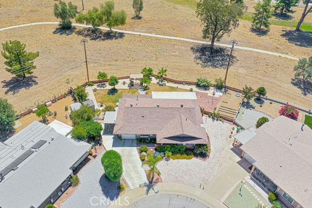 26790 E Berkey Court, Menifee CA: https://media.crmls.org/medias/2ca69b2e-4fec-42ef-9ebd-8754d8336d19.jpg