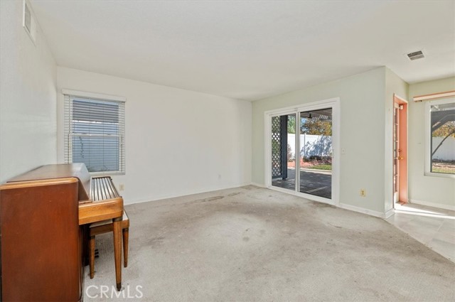 Detail Gallery Image 19 of 38 For 26045 Pinzon Ct, Moreno Valley,  CA 92555 - 4 Beds | 2/1 Baths