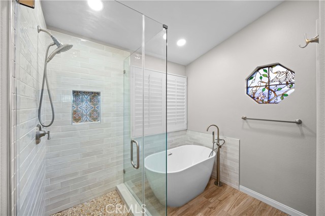 Detail Gallery Image 18 of 25 For 27503 Wellsley Way, Valencia,  CA 91354 - 4 Beds | 3 Baths