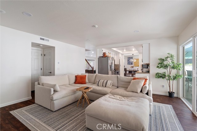 Detail Gallery Image 8 of 16 For 31256 Quail Valley Rd, Castaic,  CA 91384 - 3 Beds | 3 Baths