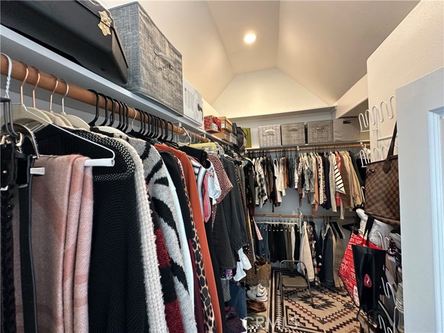 16685 S Pacific Avenue, Sunset Beach CA: https://media.crmls.org/medias/2ca80fde-c59e-44a1-8b13-2b4d8b2256db.jpg