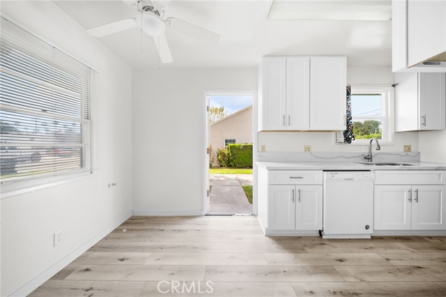 Detail Gallery Image 5 of 19 For 3453 Sunnyside Dr, Riverside,  CA 92506 - 3 Beds | 1 Baths