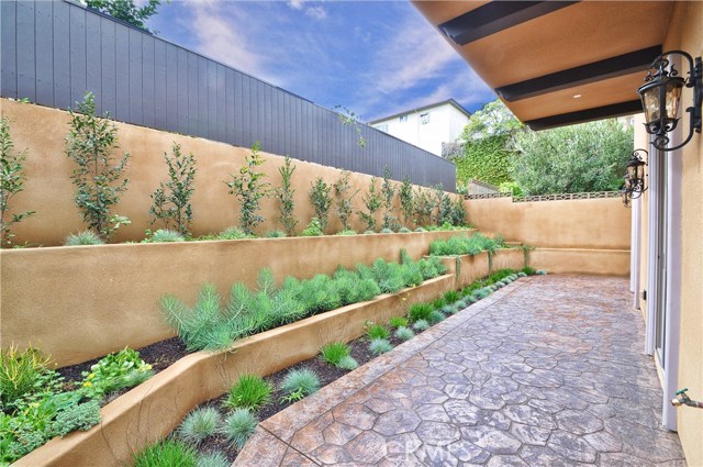 519 Lucia, Redondo Beach, California 90277, 4 Bedrooms Bedrooms, ,2 BathroomsBathrooms,Residential,Sold,Lucia,SB17035897