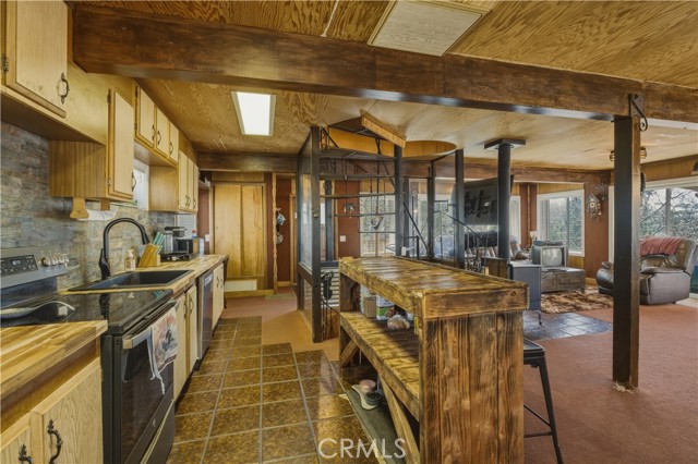 Detail Gallery Image 9 of 22 For 6070 Manzanita Ct, Angelus Oaks,  CA 92305 - 3 Beds | 1 Baths