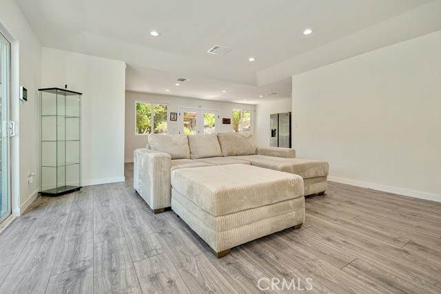 10228 Sunland Boulevard, Sunland, CA, 91040 10228 Sunland Boulevard, Sunland, CA, 91040