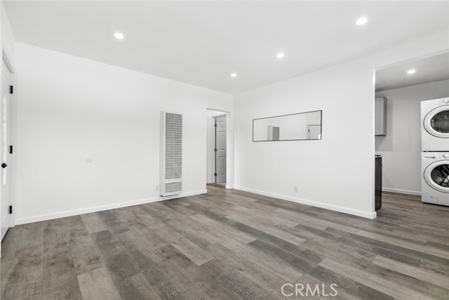 142 S Savannah Street, Los Angeles CA: https://media.crmls.org/medias/2ca9feb8-cd91-4c3a-b03b-13c8c1674baa.jpg