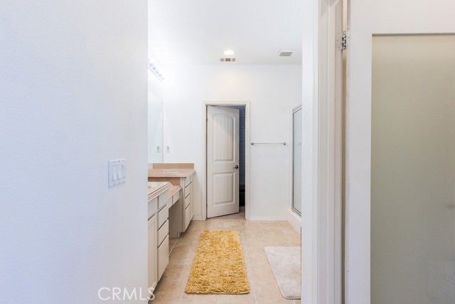 Detail Gallery Image 25 of 58 For 20413 Janzer Ct, Newhall,  CA 91350 - 5 Beds | 3 Baths