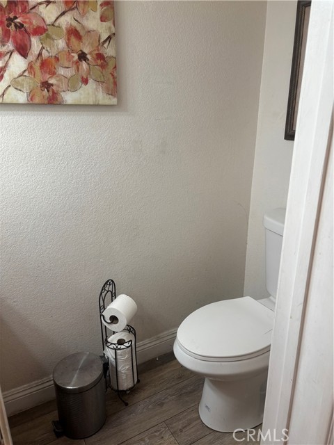 Detail Gallery Image 10 of 29 For 12520 High Desert Rd, Victorville,  CA 92392 - 3 Beds | 2/1 Baths
