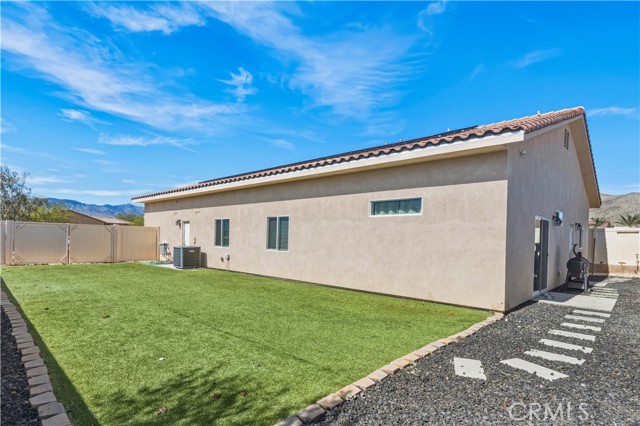 Image 24 of 28 For 65352 Rolling Hills