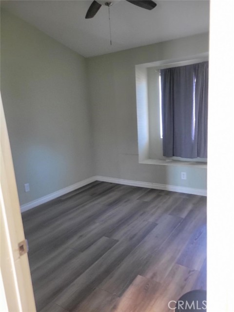 Detail Gallery Image 17 of 18 For 23809 Parkland Ave, Moreno Valley,  CA 92557 - 4 Beds | 2/1 Baths