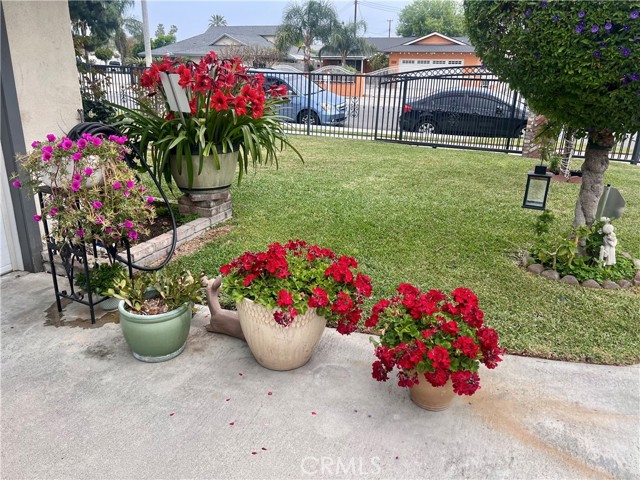 1880 Plaza Serena, Ontario, California 91764, 3 Bedrooms Bedrooms, ,2 BathroomsBathrooms,Residential,For Sale,1880 Plaza Serena,CRIV25013620