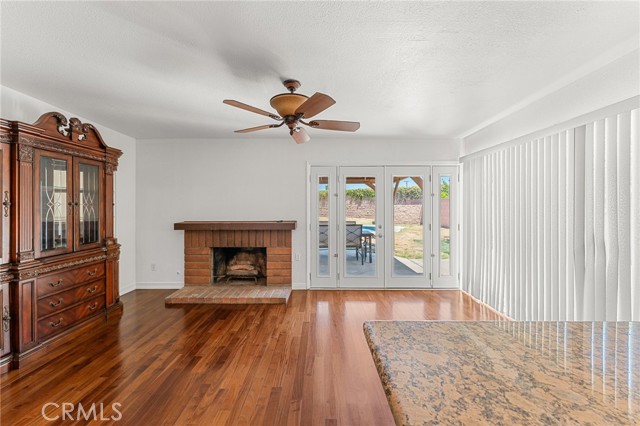 Detail Gallery Image 13 of 39 For 12310 Kellogg Ave, Chino,  CA 91710 - 4 Beds | 2 Baths