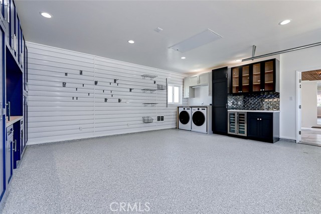 Detail Gallery Image 17 of 20 For 3601 Laurel Ave, Manhattan Beach,  CA 90266 - 3 Beds | 2/1 Baths