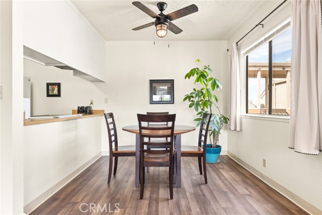 Detail Gallery Image 7 of 19 For 2220 Notre Dame #5,  Chico,  CA 95928 - 2 Beds | 1 Baths