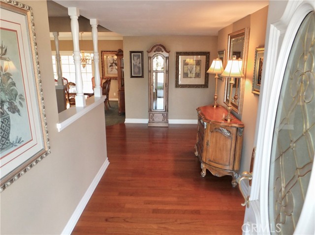 Detail Gallery Image 4 of 25 For 1819 Cambridge, Placentia,  CA 92870 - 3 Beds | 2 Baths