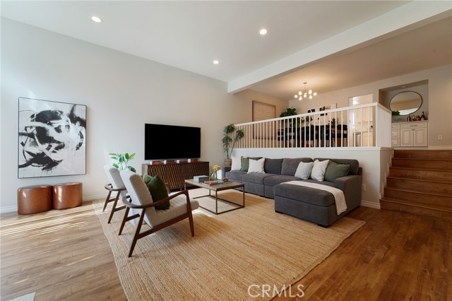 Front Image Thumbnail for CRSR26108825
