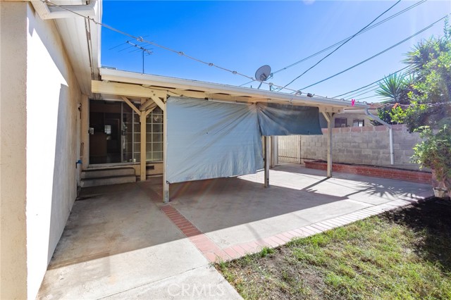 8465 Hazeltine photo 24