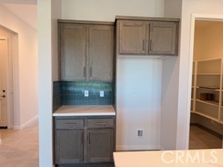 6318 Rainy Pass, Hesperia CA: https://media.crmls.org/medias/2caebfbf-947e-46dc-b5fd-cf9b813db5e0.jpg