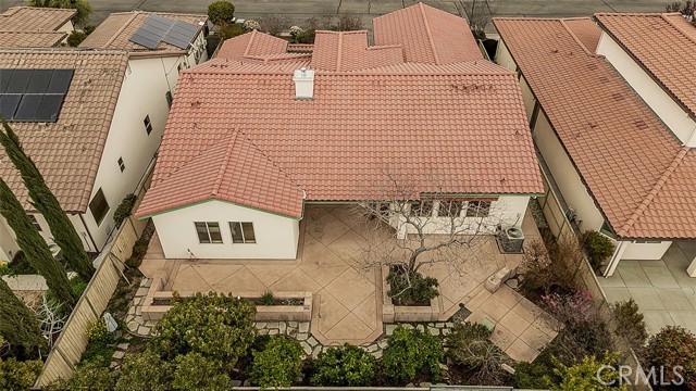 1562 N Empire Lane, Clovis CA: https://media.crmls.org/medias/2caf0dad-29c7-49e2-929a-24cb1ece33f2.jpg