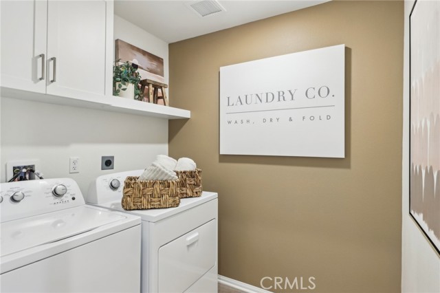 6392 Sierra Vista Lane, Fontana CA: https://media.crmls.org/medias/2cafd1f8-fed9-4920-a803-c8454f717c6f.jpg