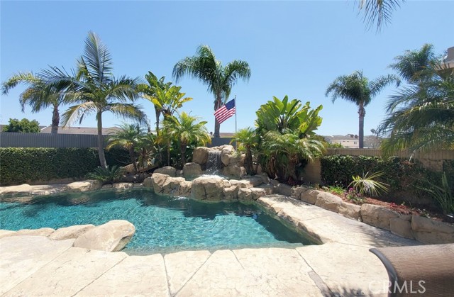 Detail Gallery Image 59 of 71 For 8492 Spring Cir, Huntington Beach,  CA 92646 - 4 Beds | 2/1 Baths