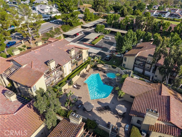 25521 Indian Hill Ln, Laguna Hills CA: https://media.crmls.org/medias/2cb12832-e529-42a4-8fe5-4329c2db3df1.jpg