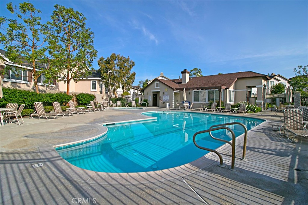533 N Pageant Drive #B
