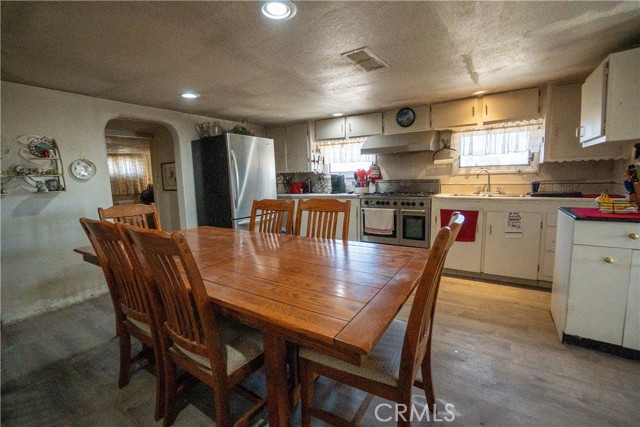 22731 Bryman Road, Oro Grande CA: https://media.crmls.org/medias/2cb1d35f-1e55-48c6-acc7-dfdcb9d68008.jpg