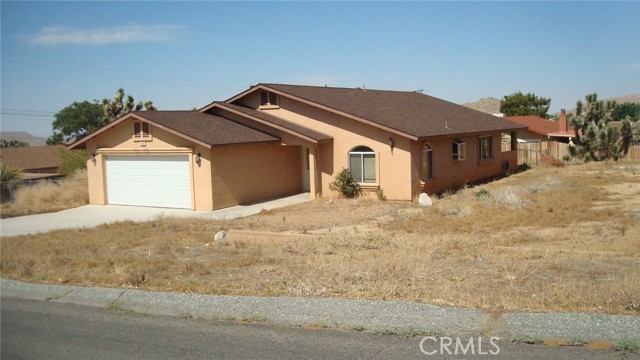 Image 2 for 8487 Grand Ave, Yucca Valley, CA 92284