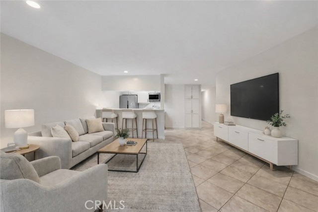 Detail Gallery Image 7 of 33 For 280 Molino #108,  Long Beach,  CA 90803 - 1 Beds | 1 Baths