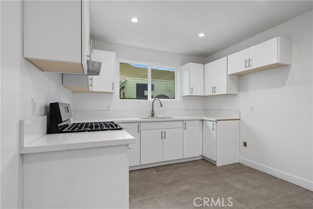 Detail Gallery Image 8 of 37 For 759 E 25th, Los Angeles,  CA 90011 - – Beds | – Baths