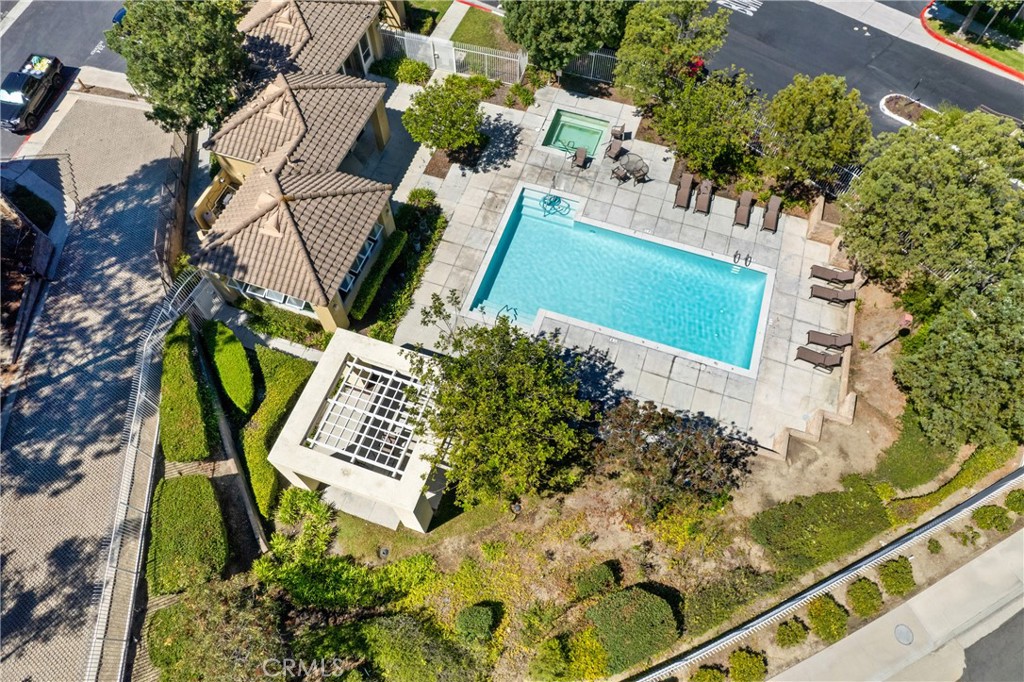 MLS #OC25160975 image #38