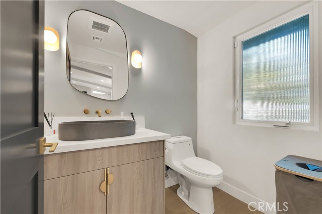 4941 Rigoletto Street, Woodland Hills CA: https://media.crmls.org/medias/2cb3bde1-0d3a-4df9-9fd1-c27a38f0da75.jpg