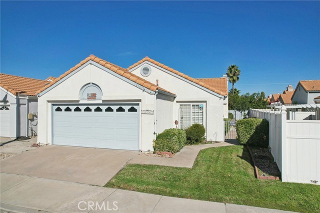 Detail Gallery Image 4 of 53 For 28142 Orangegrove Ave, Menifee,  CA 92584 - 3 Beds | 2 Baths