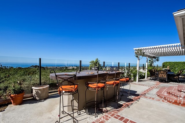 Detail Gallery Image 1 of 20 For 491 Calle Amigo, San Clemente,  CA 92673 - 4 Beds | 3 Baths